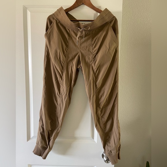 Dance studio mid rise jogger , tan , size 10 - Picture 2 of 7